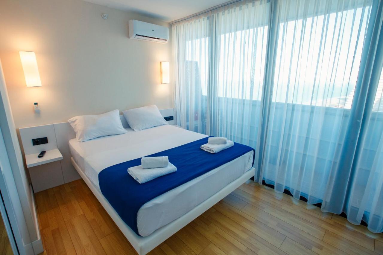 Orbi City Luxury Suite Batumi Bagian luar foto