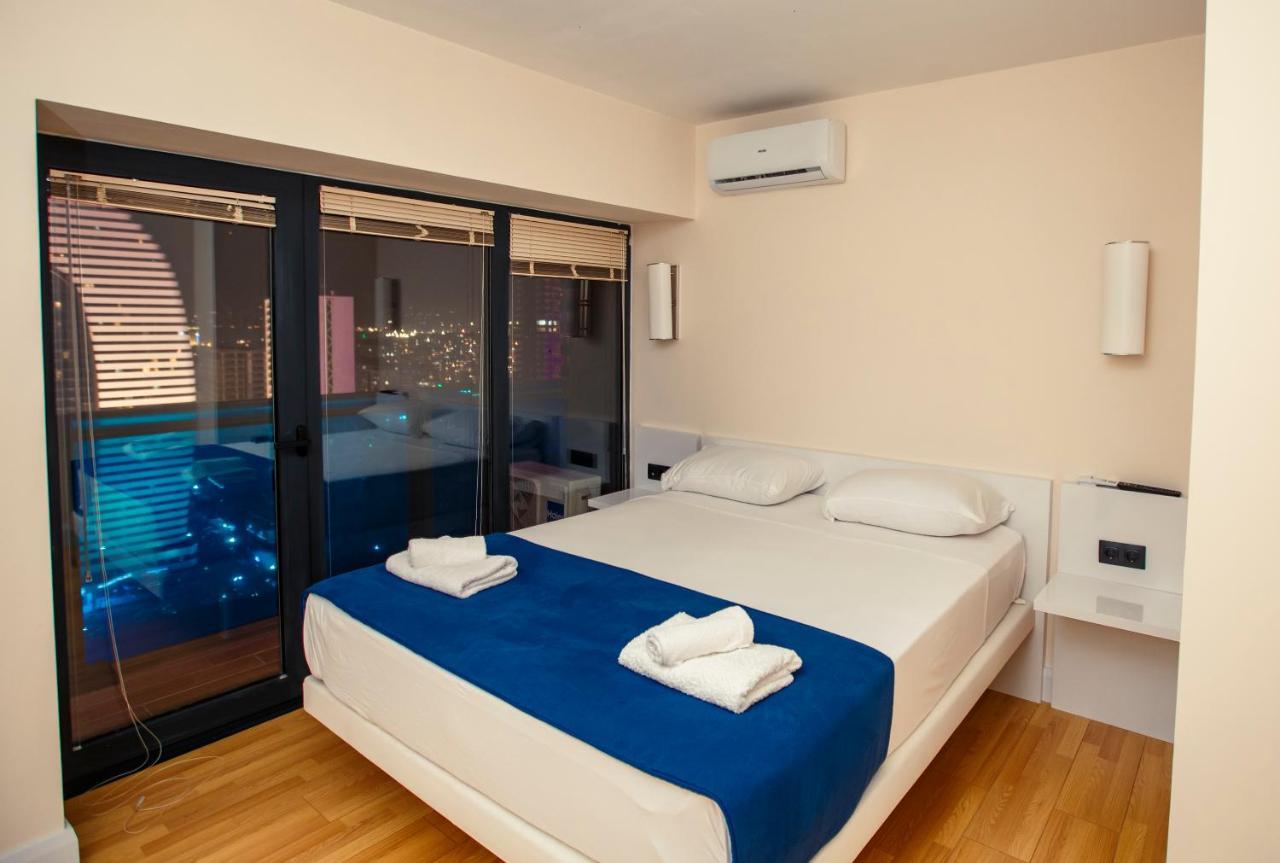 Orbi City Luxury Suite Batumi Bagian luar foto