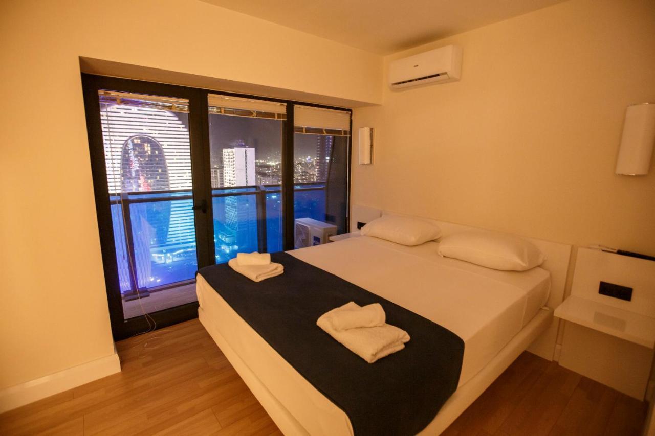 Orbi City Luxury Suite Batumi Bagian luar foto