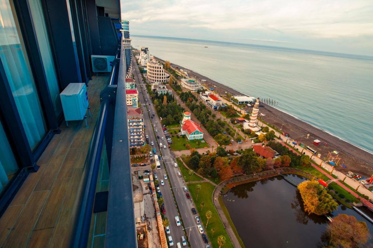 Orbi City Luxury Suite Batumi Bagian luar foto