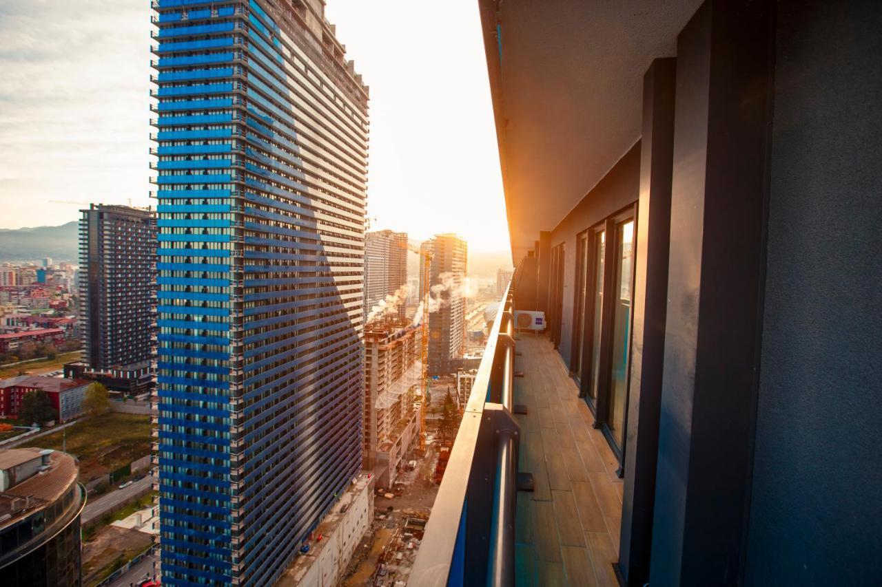 Orbi City Luxury Suite Batumi Bagian luar foto
