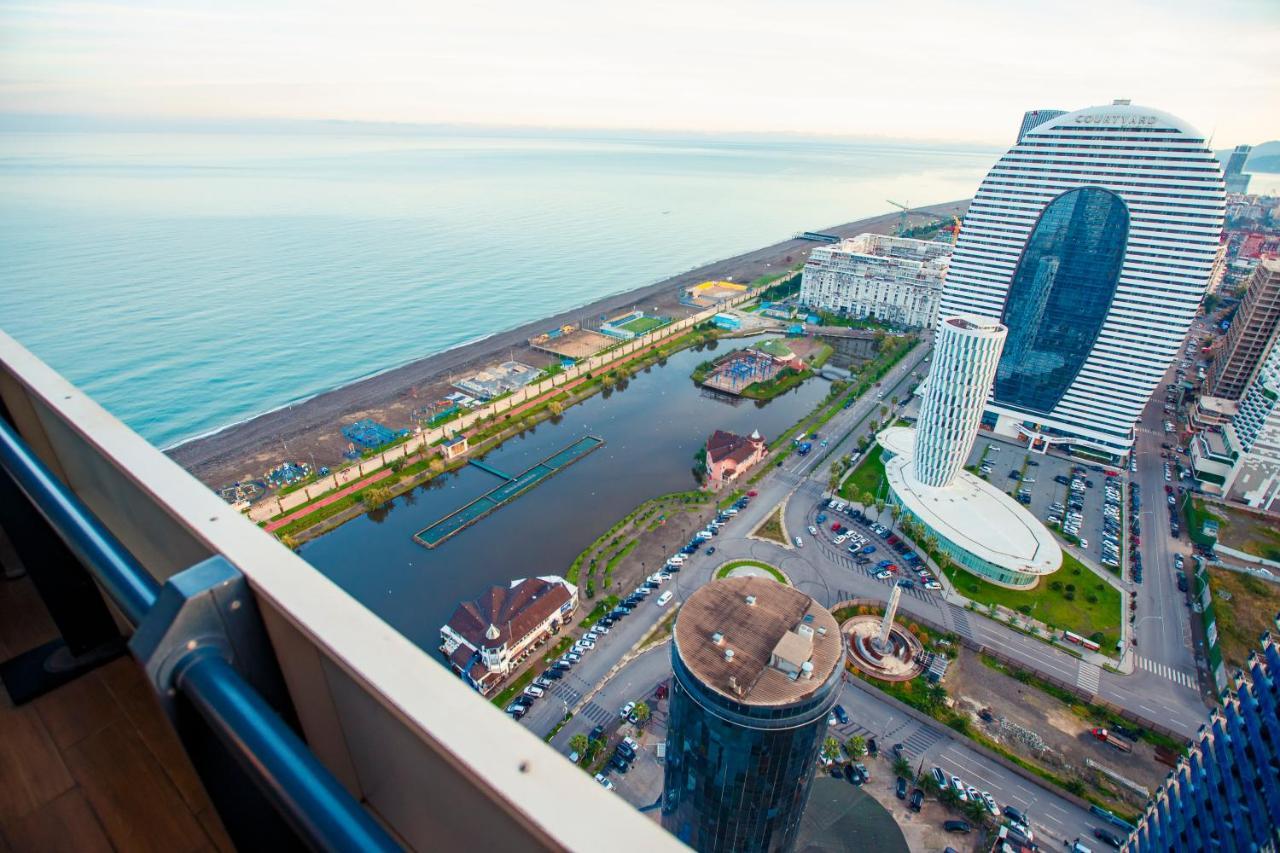 Orbi City Luxury Suite Batumi Bagian luar foto